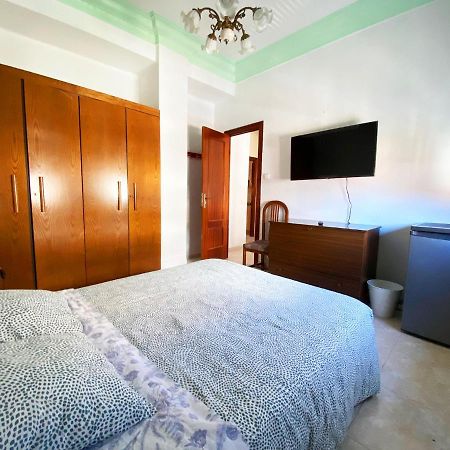 La Malvarrosa Beach Rooms In Shared Apartment 발렌시아 외부 사진